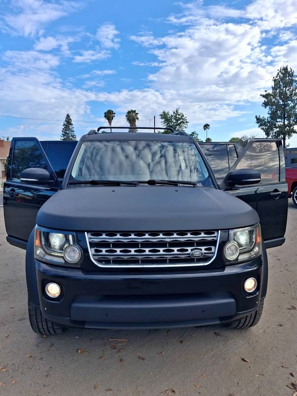 2016 Land Rover LR4 - LR4