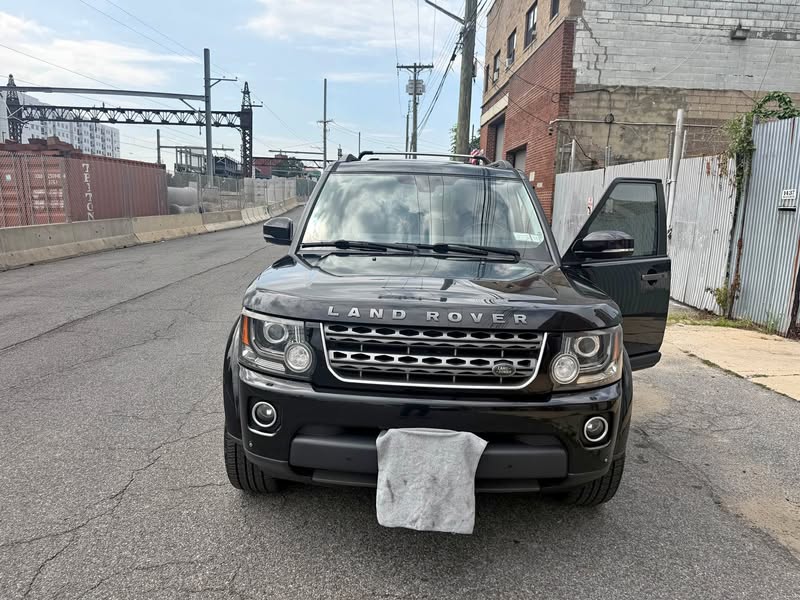 2016 Land Rover LR4 - LR4