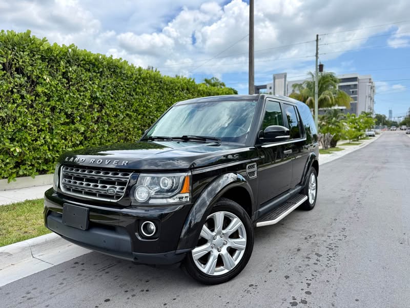 2016 Land Rover LR4 - LR4