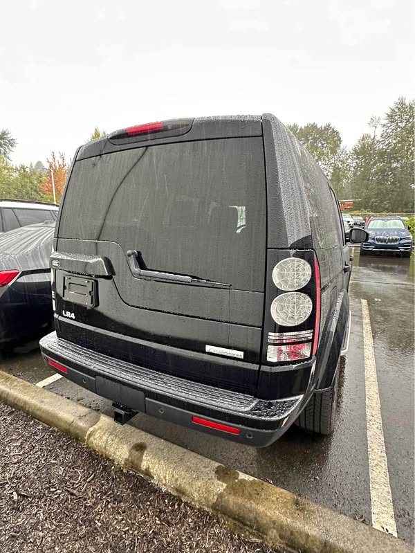 2016 Land Rover LR4 - LR4