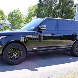 2012 Land Rover LR4 - Landmark Edition Sport Utility 4D