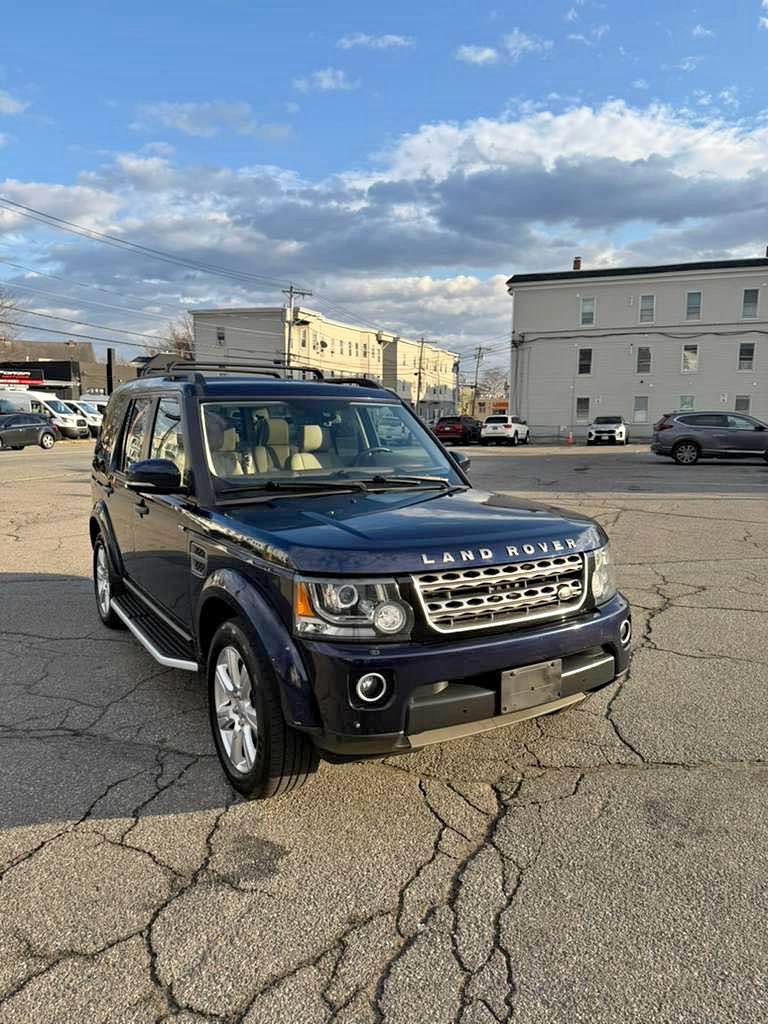 2016 Land Rover LR4 - HSE Sport Utility 4D