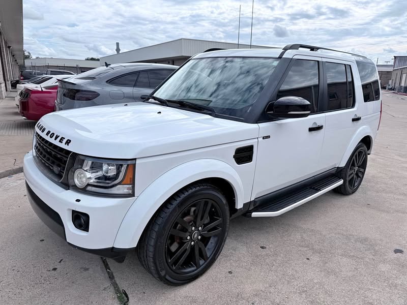 2016 Land Rover LR4 - Sport Utility 4D