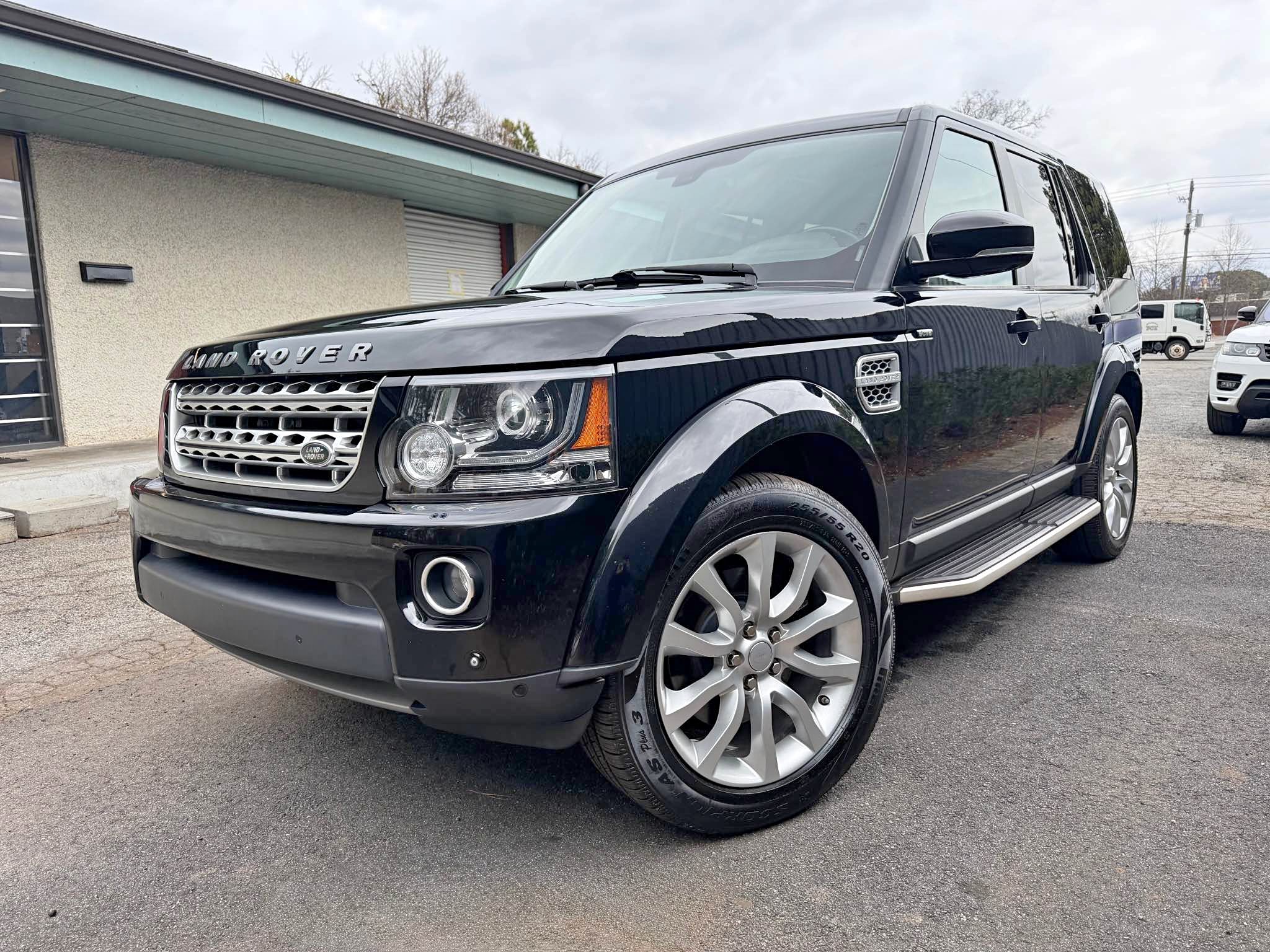 2016 Land Rover LR4 - HSE Luxury Edition