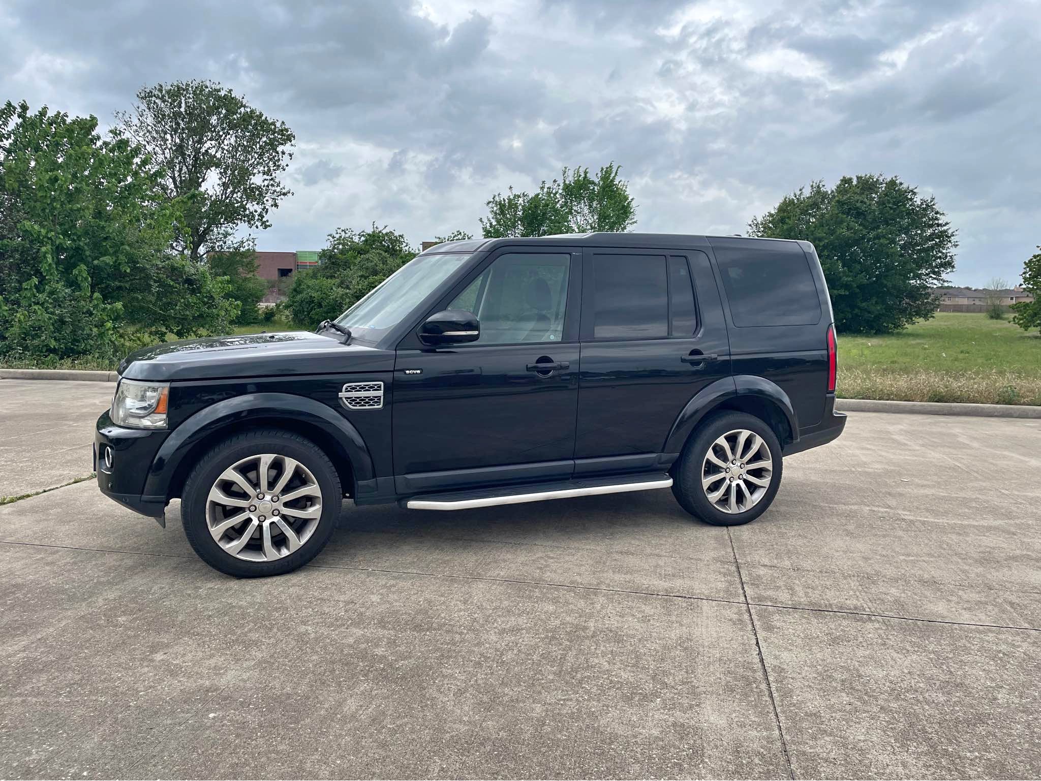 2015 Land Rover LR4 - HSE LUX Sport Utility 4D