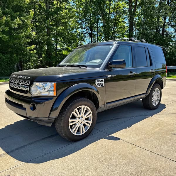 2011 Land Rover LR4 - HSE Sport Utility 4D