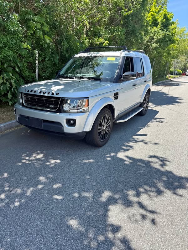 2016 Land Rover LR4 - HSE LUX Sport Utility 4D