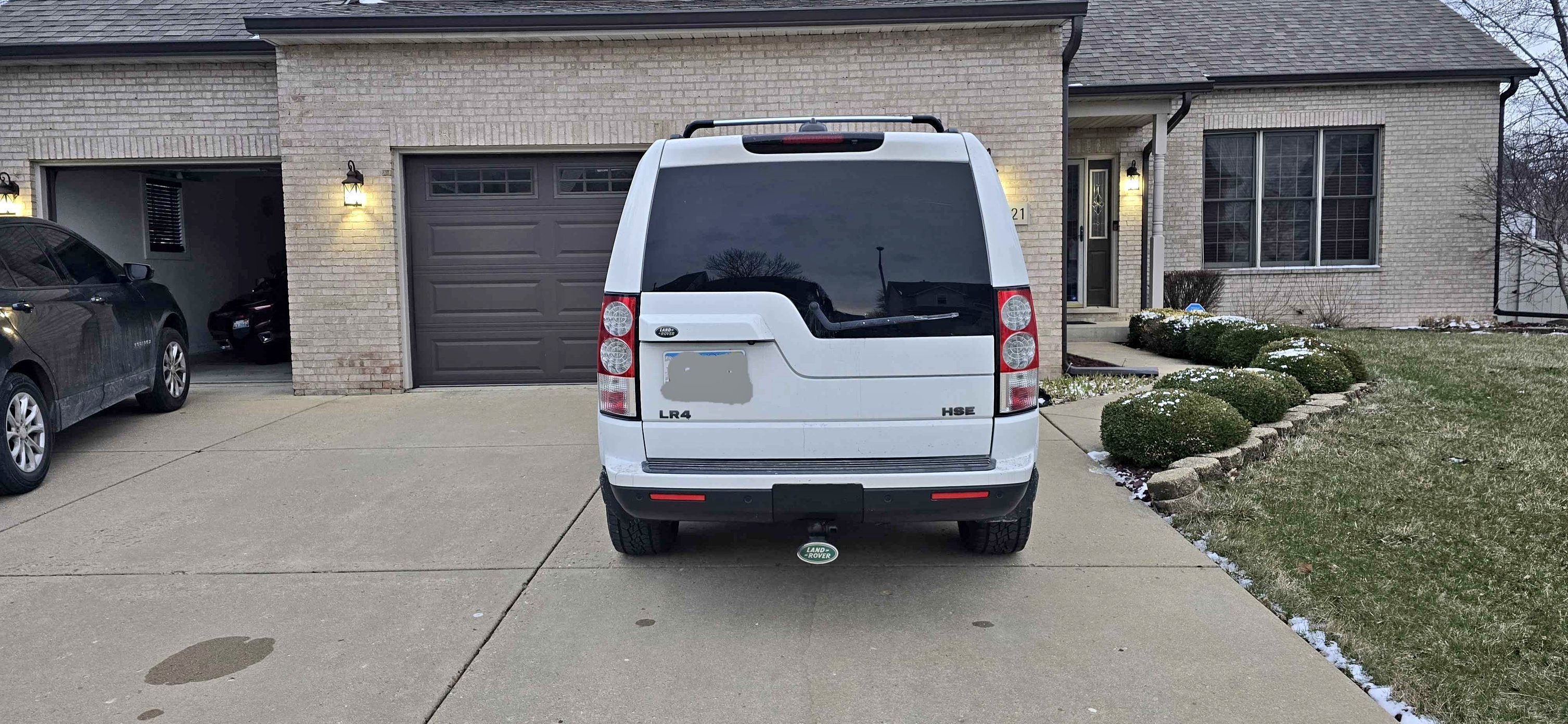 2013 Land Rover LR4 - Sport Utility 4D