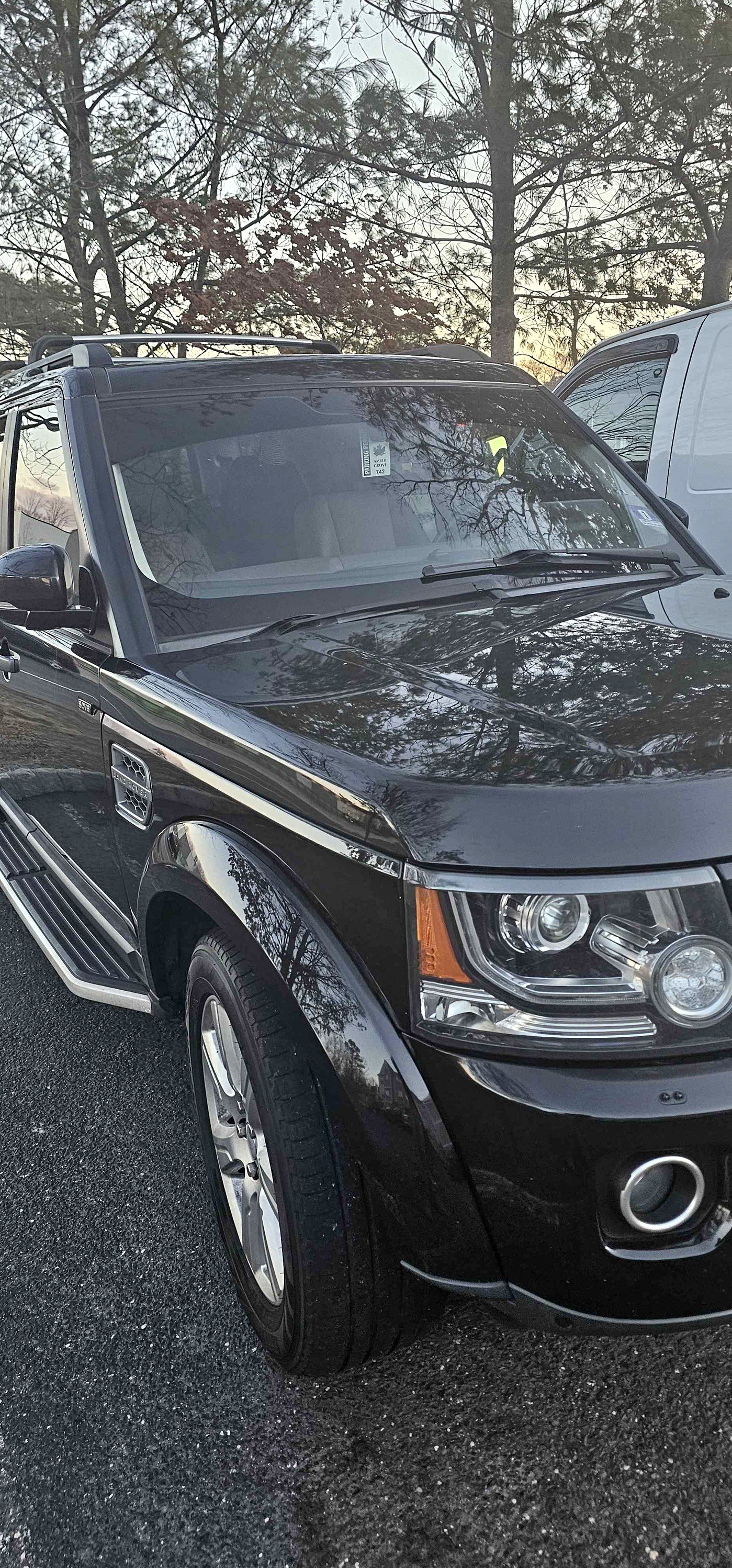 2015 Land Rover LR4 - HSE Sport Utility 4D