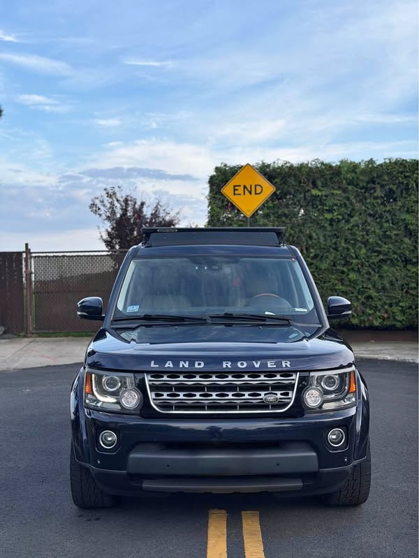 2016 Land Rover LR4 - HSE LUX Sport Utility 4D