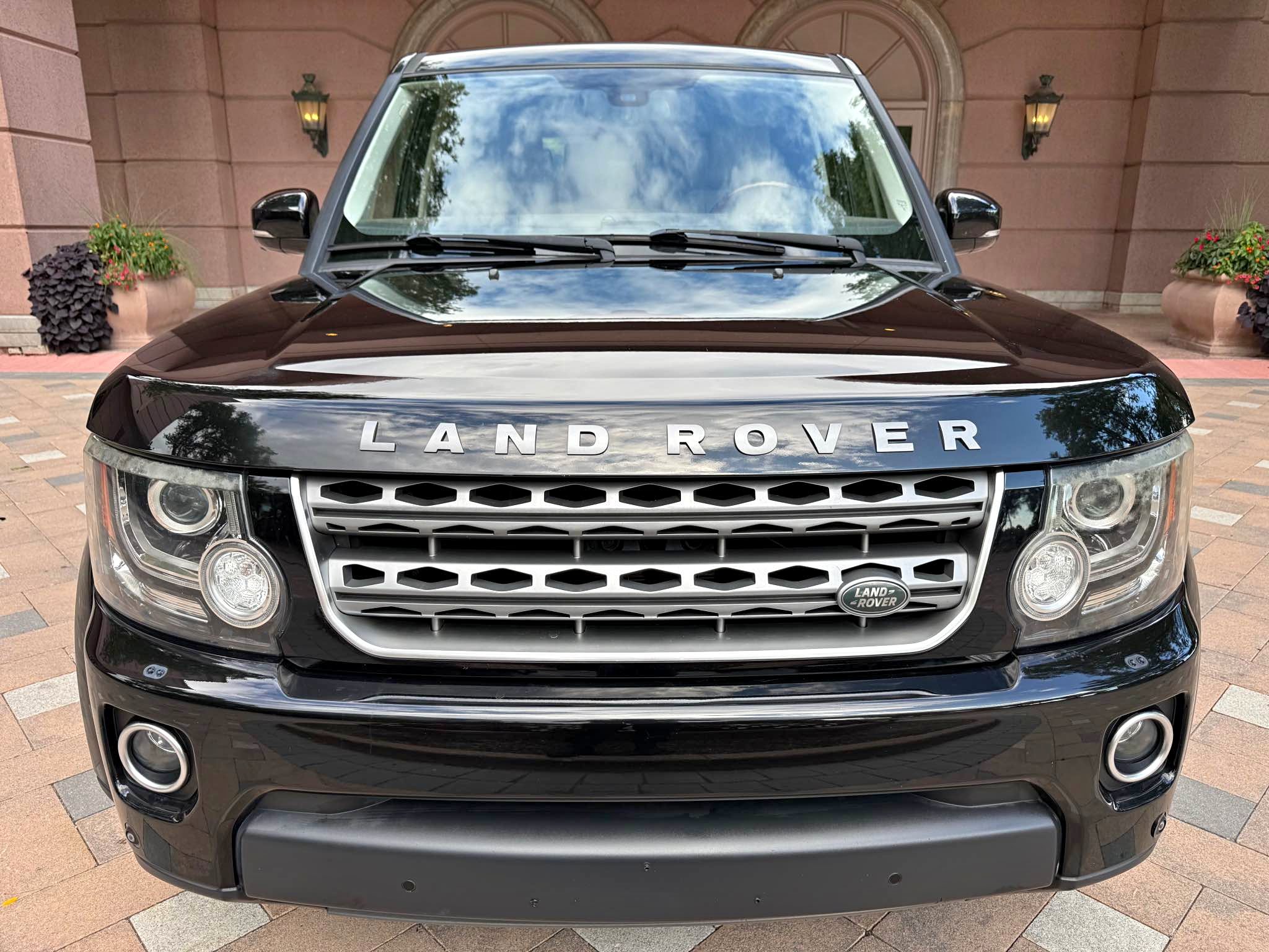 2016 Land Rover LR4 - HSE Sport Utility 4D