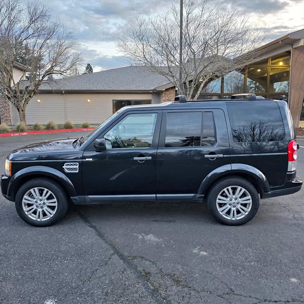 2011 Land Rover LR4 awd
