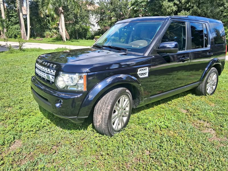 2011 Land Rover LR4 - HSE Sport Utility 4D