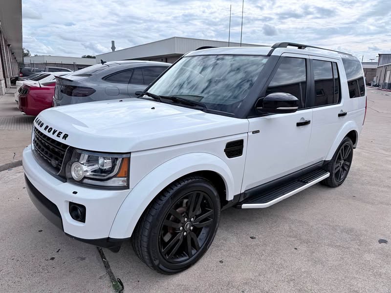 2016 Land Rover LR4 - Sport Utility 4D