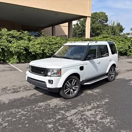 2016 Land Rover LR4 - Landmark Edition Sport Utility 4D