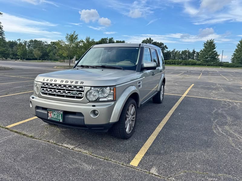 2011 Land Rover LR4 - HSE Silver Edition Sport Utility 4D
