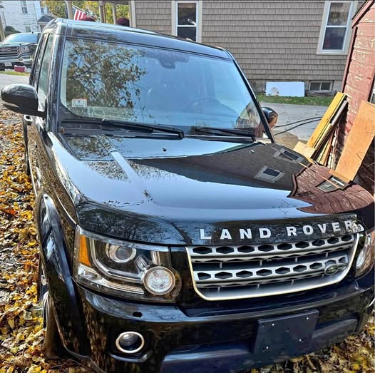 2014 Land Rover LR4 - HSE Sport Utility 4D