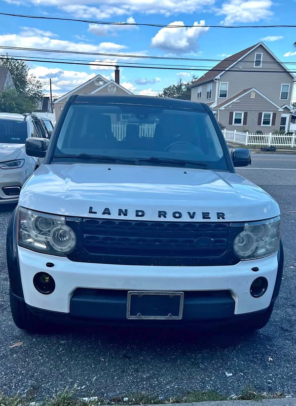 2011 Land Rover LR4 - HSE Sport Utility 4D