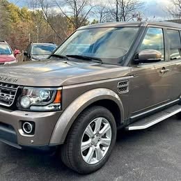 2016 Land Rover LR4 HSE \u2013 AWD \u2022 3rd Row Seating
