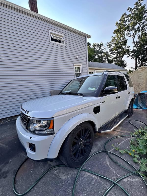 2016 Land Rover LR4 - HSE Sport Utility 4D