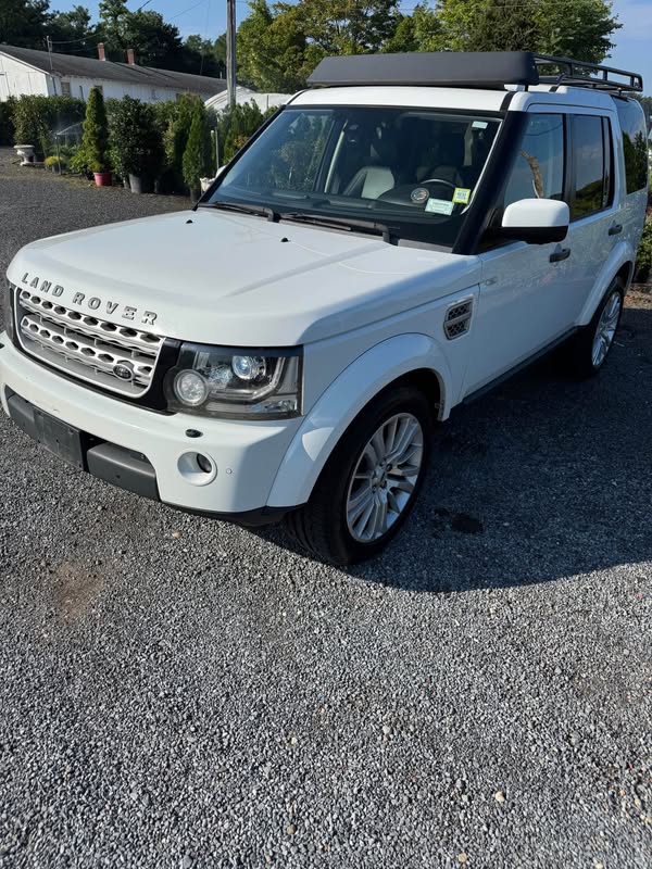 2011 Land Rover LR4 - HSE Sport Utility 4D