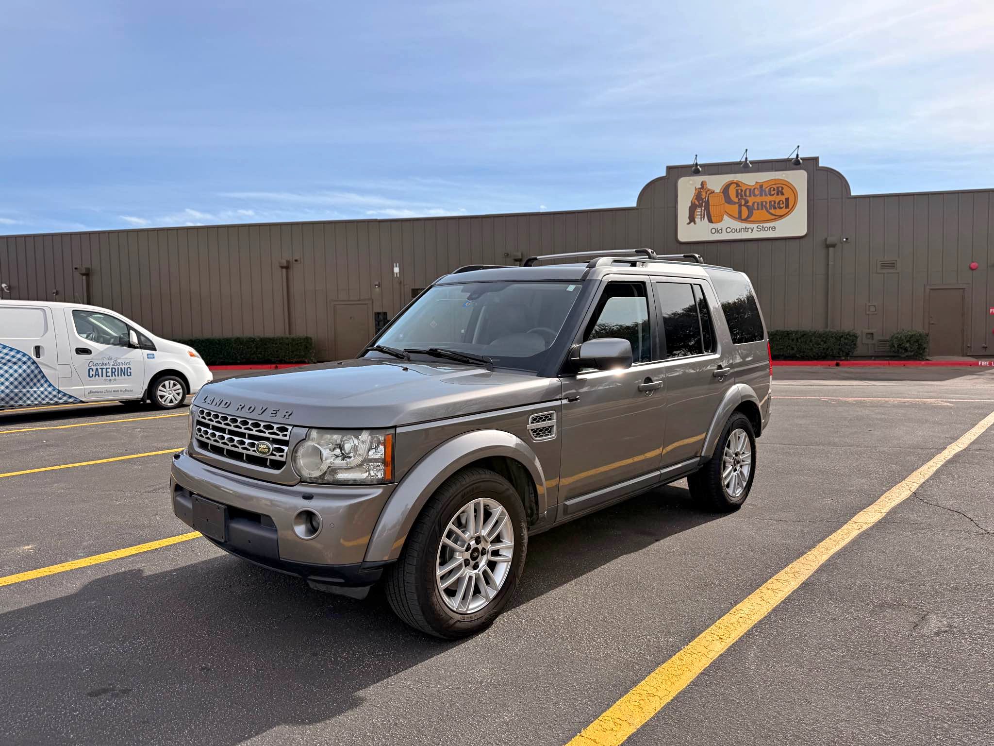 2010 Land Rover LR4 - HSE LUX Sport Utility 4D