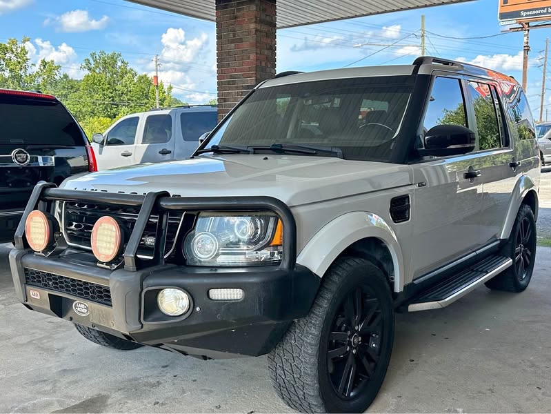 2016 Land Rover LR4 - LR4