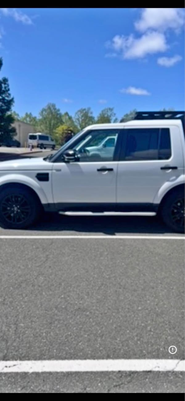 2016 Land Rover LR4 - LR4
