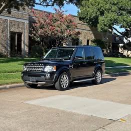 2016 Land Rover LR4 - LR4