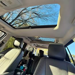 Land rover lr4 2012