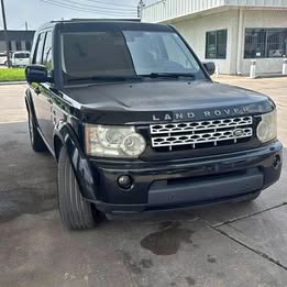 2012 Land Rover LR4 \u2013 123,000 miles