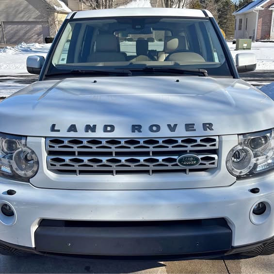 2012 Land Rover LR4 - HSE Sport Utility 4D