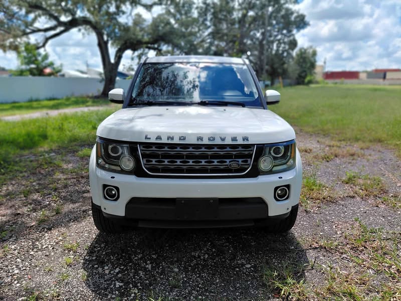 2016 Land Rover LR4 - HSE Silver Edition Sport Utility 4D