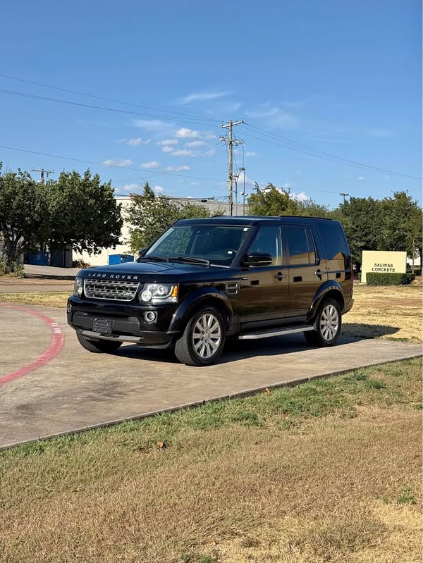 2016 Land Rover LR4 - LR4