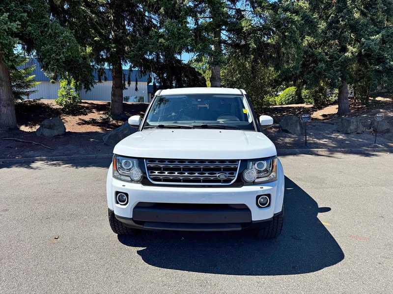 2015 Land Rover LR4 - HSE Base