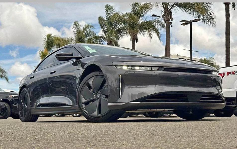 2024 Lucid Air - Pure Sedan 4D