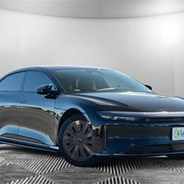 2025 Lucid air touring