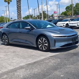 2024 Lucid air pure rwd