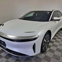 2024 Lucid air touring 6872
