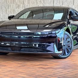 2025 Lucid Air Touring AWD Sedan