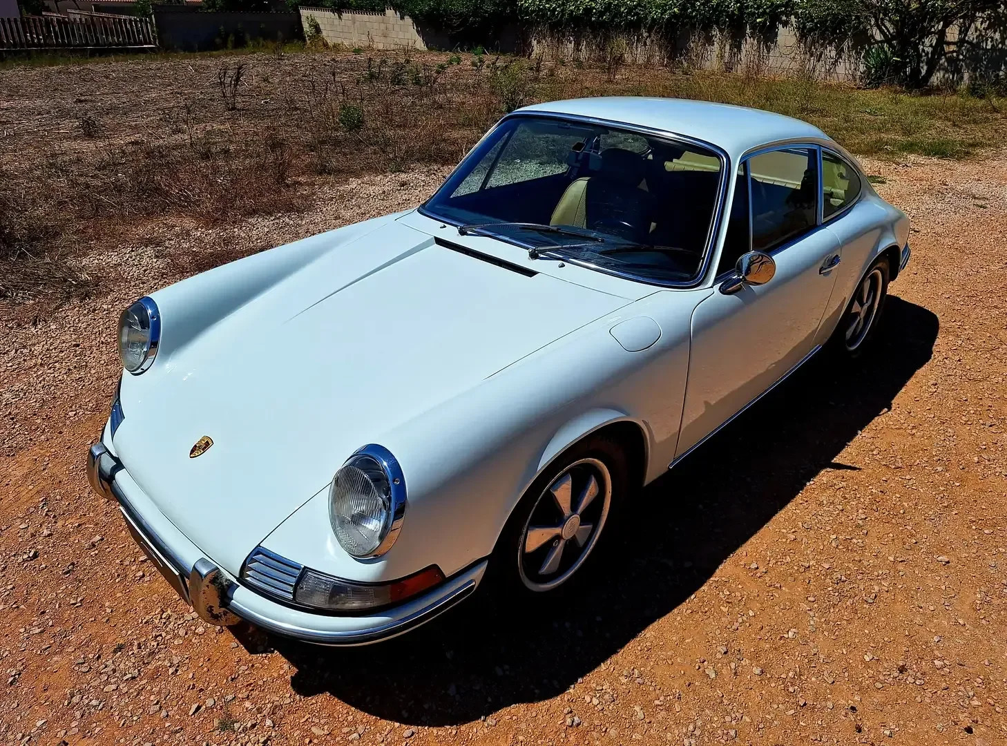 1970 Porsche 911 3, 744 KM, White/Tan, Straight Body,...