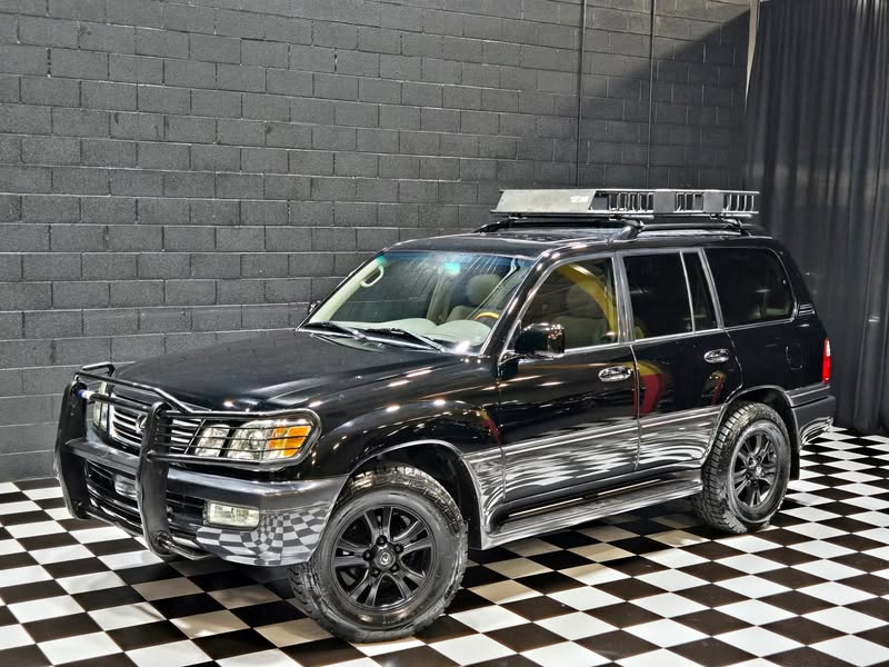 2004 Lexus LX470 4x4 Luxury SUV