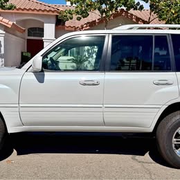 2004 Lexus lx470