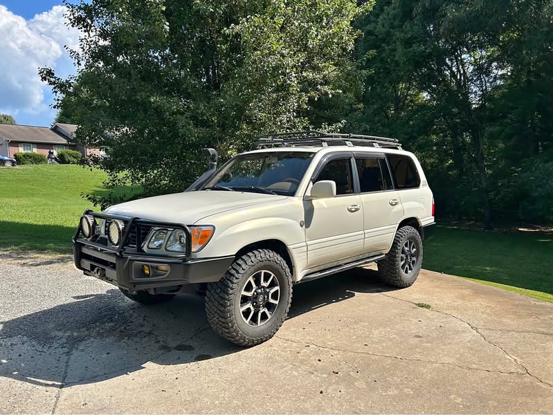 2002 Lexus LX470\/ Land Cruiser  - LX470