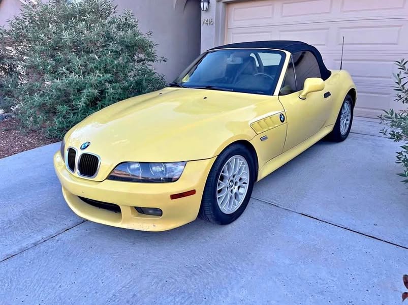 2002 BMW Z3 - 2.5i Roadster 2D