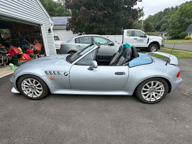 1998 BMW Z3 - 2.8 Roadster 2D