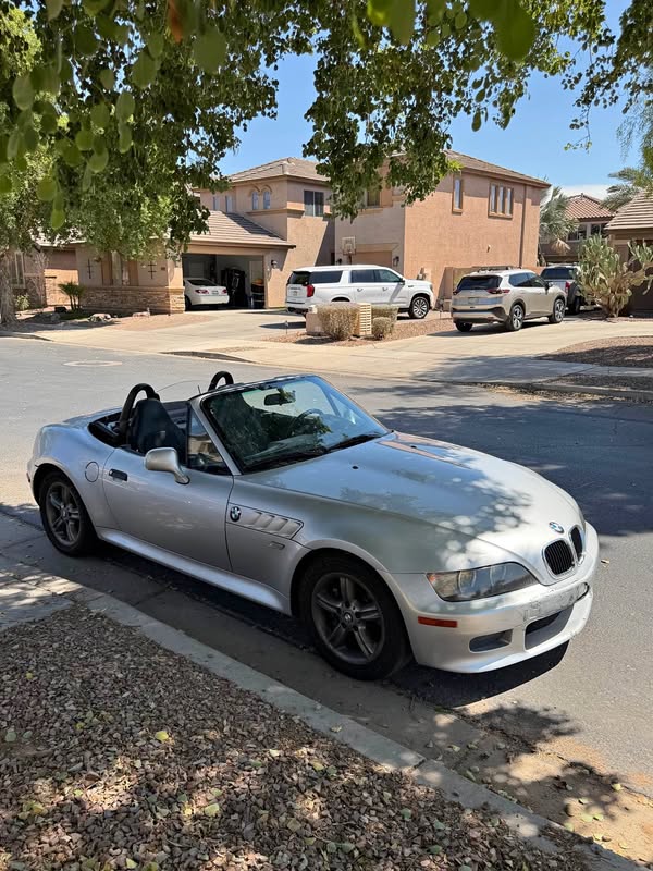 2000 BMW Z3 - 2.3 Roadster 2D