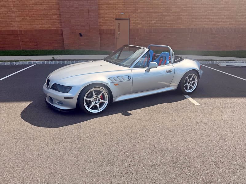 1998 BMW Z3 - 2.8 Roadster 2D