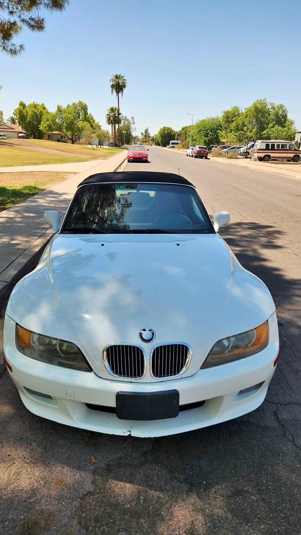 2000 BMW Z3 - 2.8 Roadster 2D