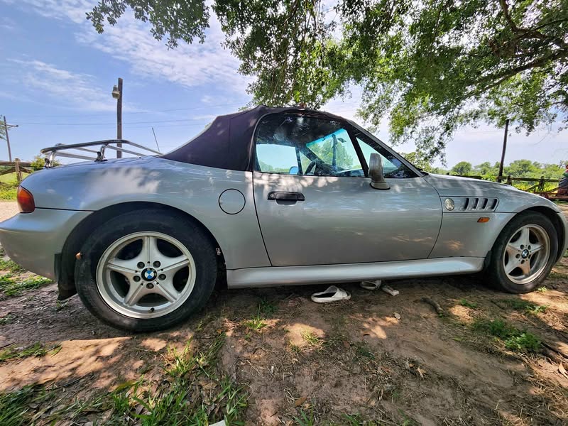 1998 BMW Z3 - Roadster 2D